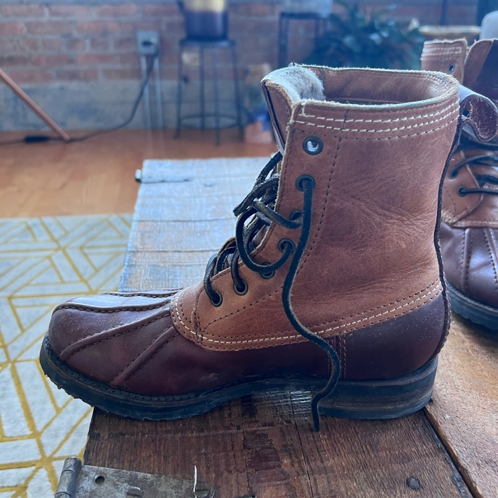 Frye Women’s Veronica duck boot espresso multi boot.